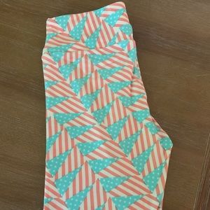 New Lularoe Americana One Size Leggings
